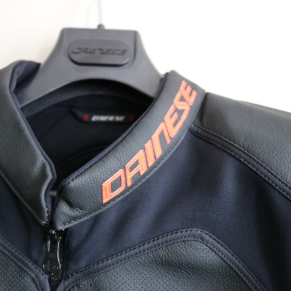 Dainese Intrepida perforated leather jacket - Picture 5 of 16